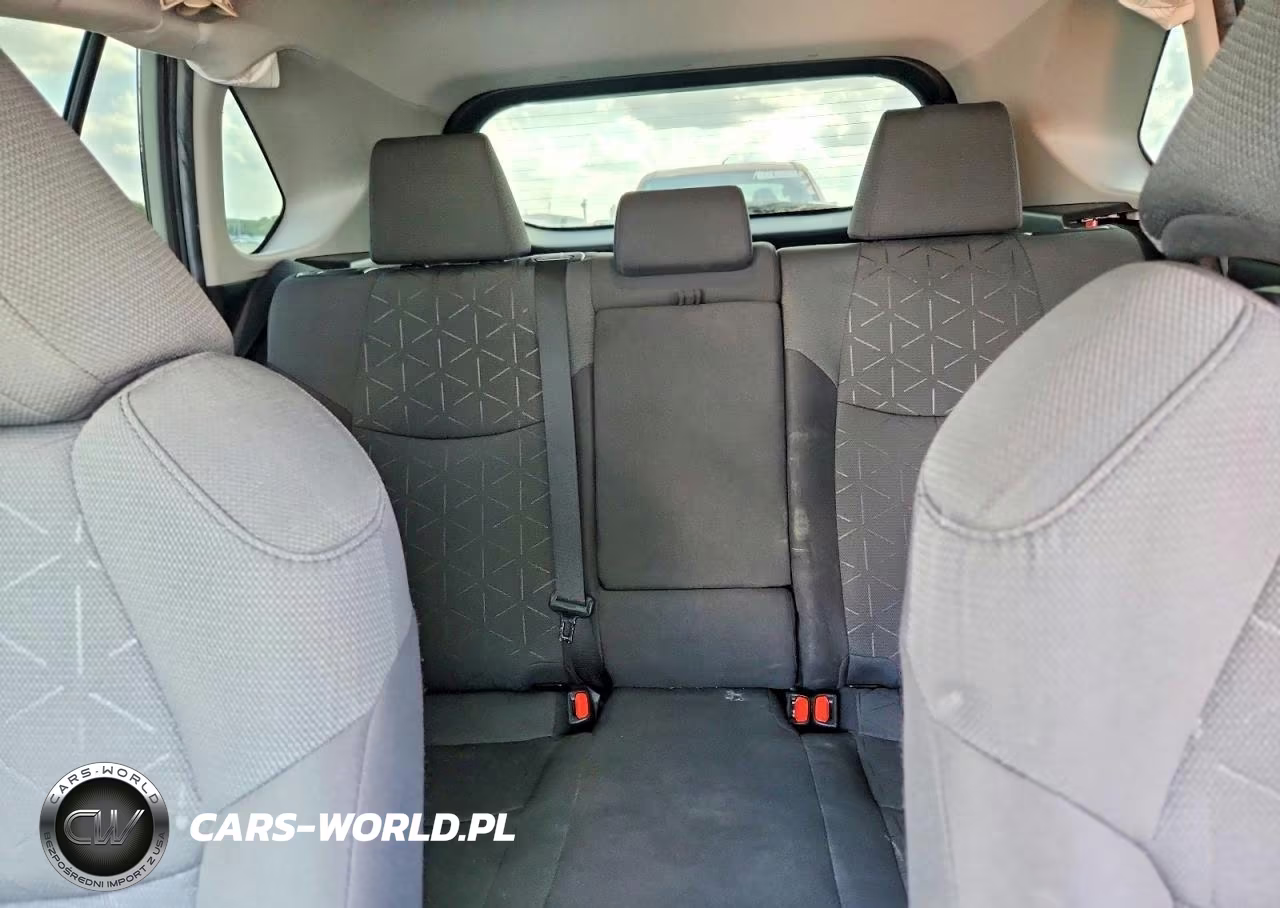 2022 Toyota Rav4 Xle VIN:2T3W1RFV6NW185852 - 10