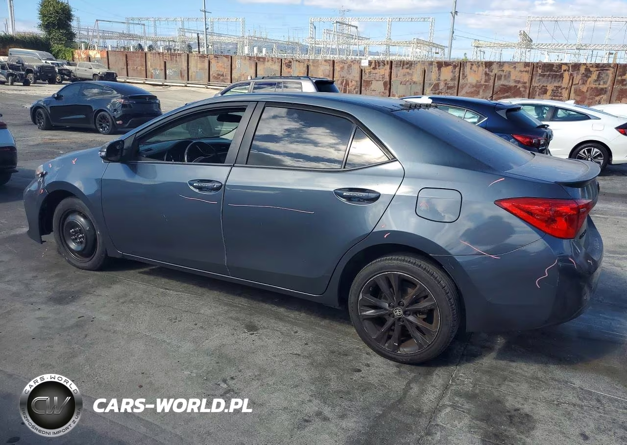 2017 Toyota Corolla Se VIN:5YFBURHE3HP628539 - 2