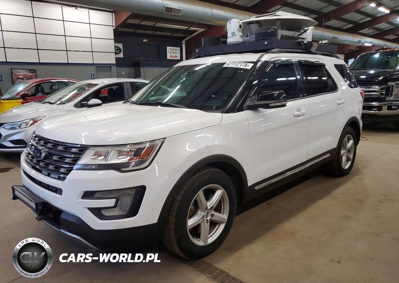 2017 Ford Explorer Xlt – zdjęcie 1 z 13