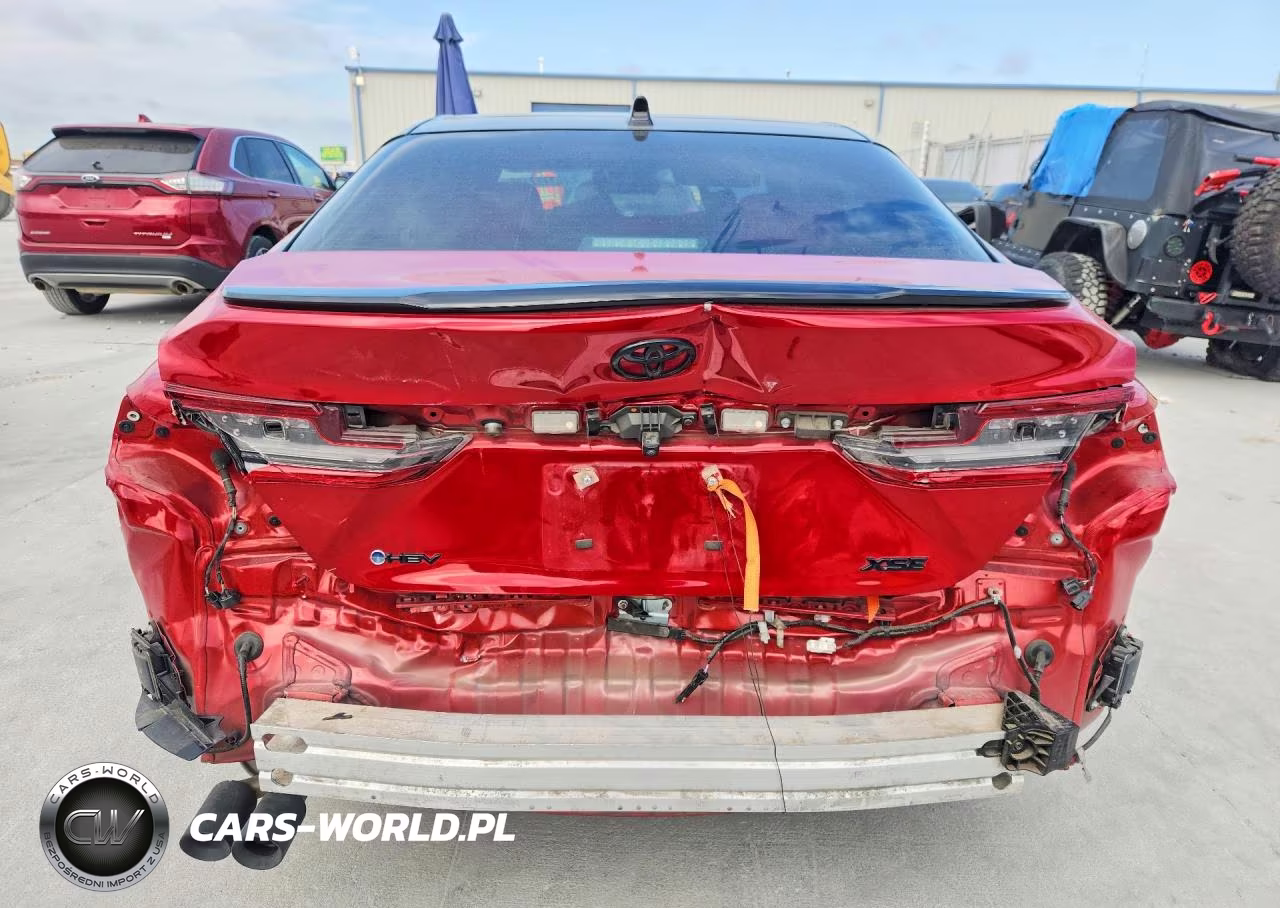2025 Toyota Camry Xse VIN:4T1DAACK2SU116325 - 6