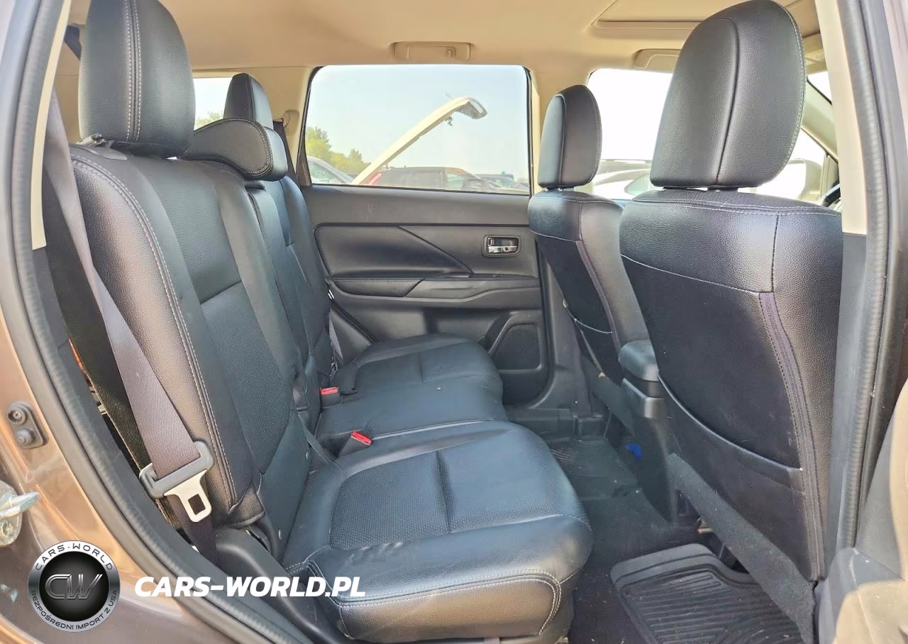 2016 Mitsubishi Outlander Se VIN:JA4AD3A38GZ049997 - 10