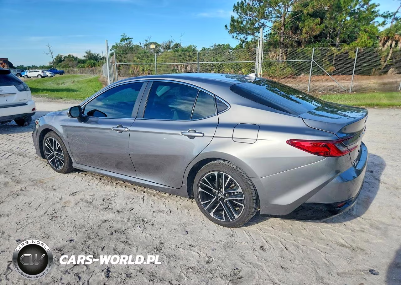 2026 Toyota Camry Xle VIN:4T1DAACK1TU306361 - 2