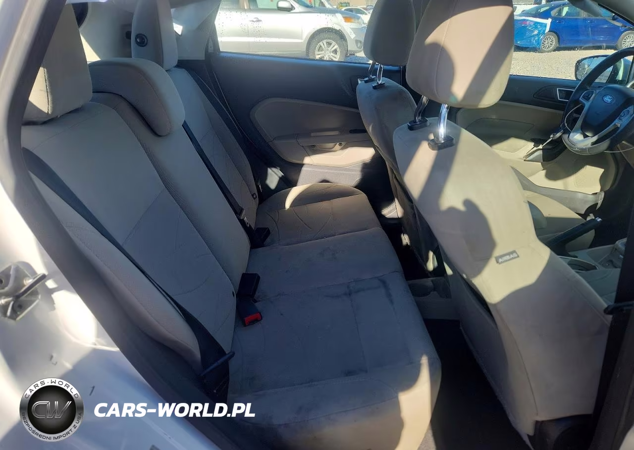 2016 Ford Fiesta Se VIN:3FADP4EJ3GM114870 - 10