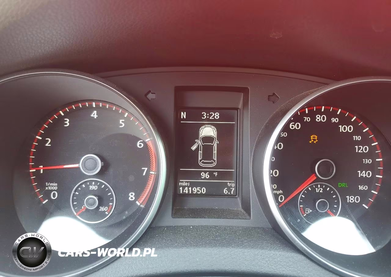 2011 Volkswagen Gti VIN:WVWGV7AJ2BW119751 - 9