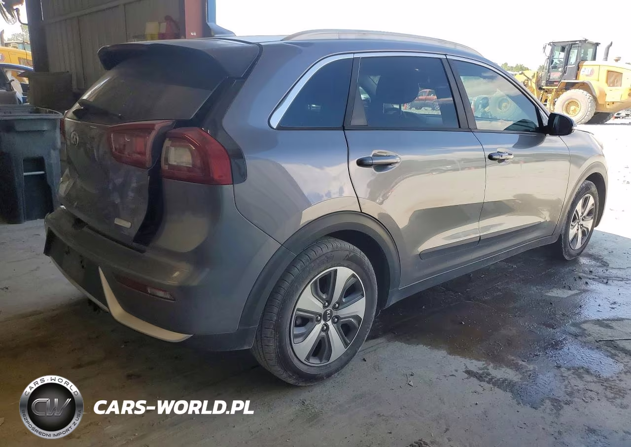 2017 Kia Niro Ex VIN:KNDCC3LC3H5081635 - 3