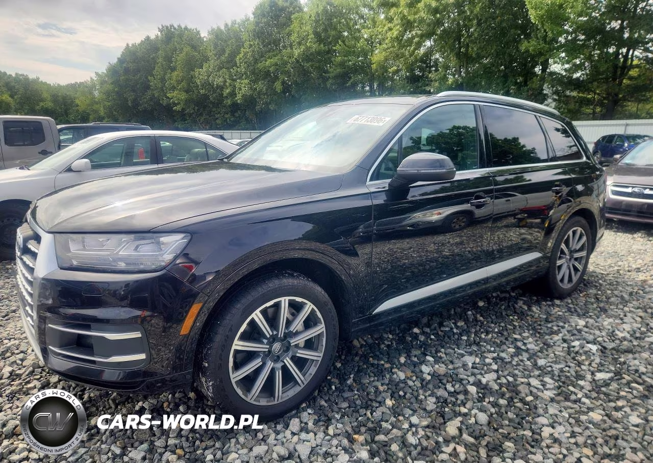 2017 Audi Q7 Premium Plus VIN:WA1LAAF76HD004704 - 1
