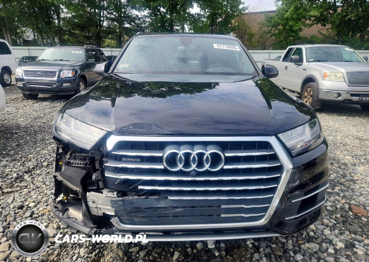 2017 Audi Q7 Premium Plus VIN:WA1LAAF76HD004704 - 5