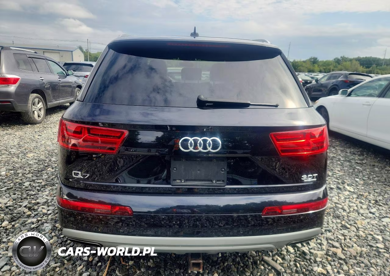 2017 Audi Q7 Premium Plus VIN:WA1LAAF76HD004704 - 6
