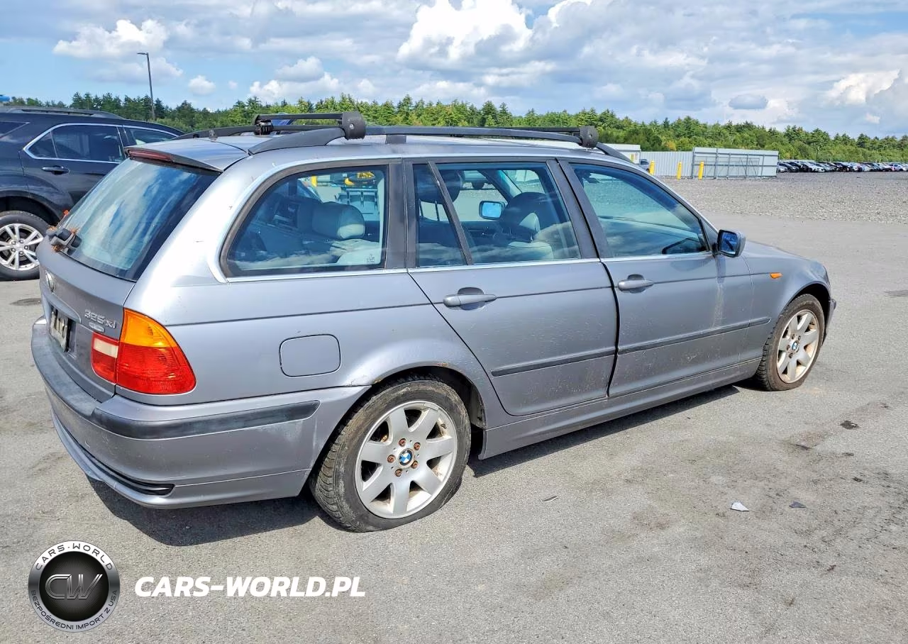 2004 BMW 3 Series VIN:WBAEP334X4PE91868 - 3