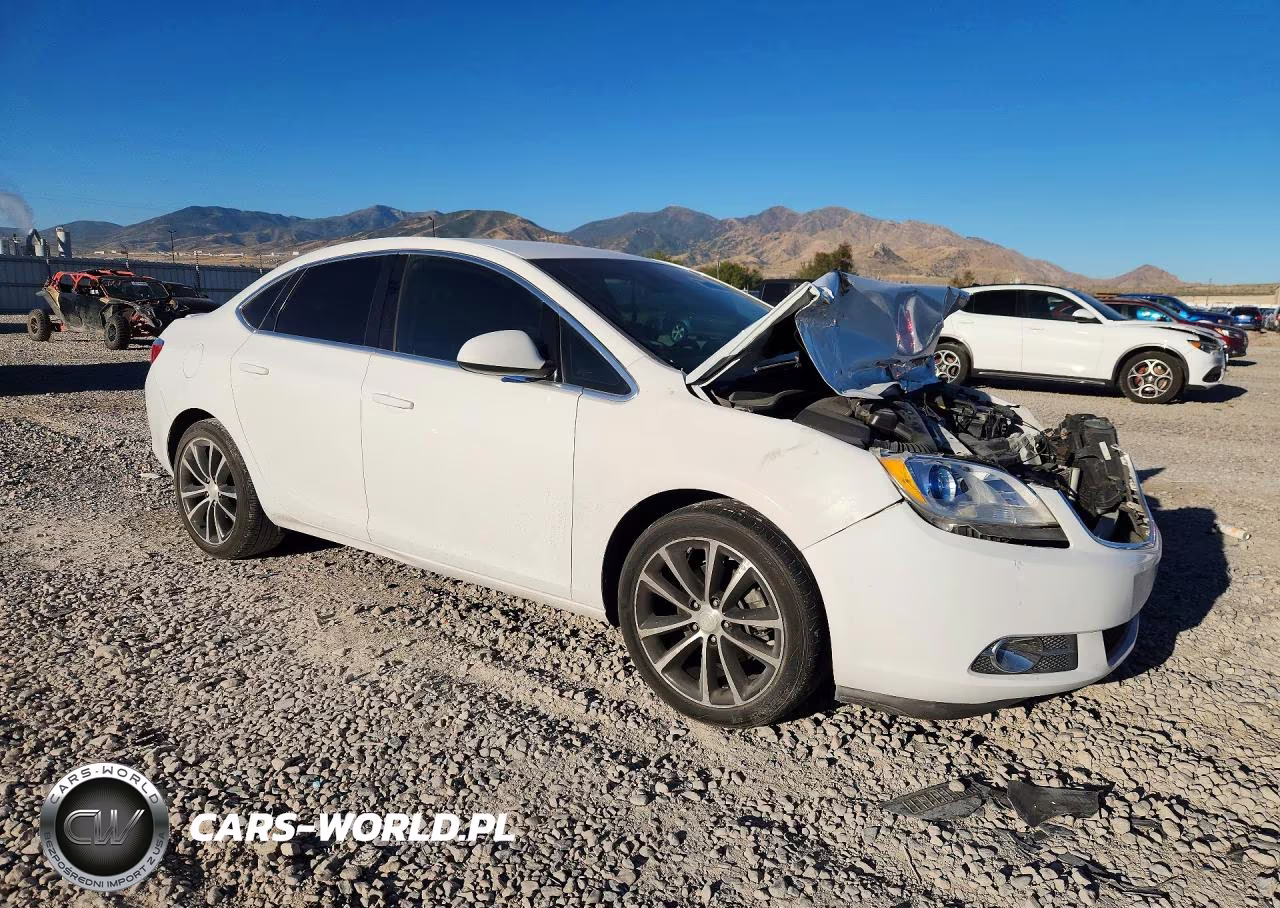 2017 Buick Verano Sport Touring VIN:1G4PR5SK6H4117789 - 4