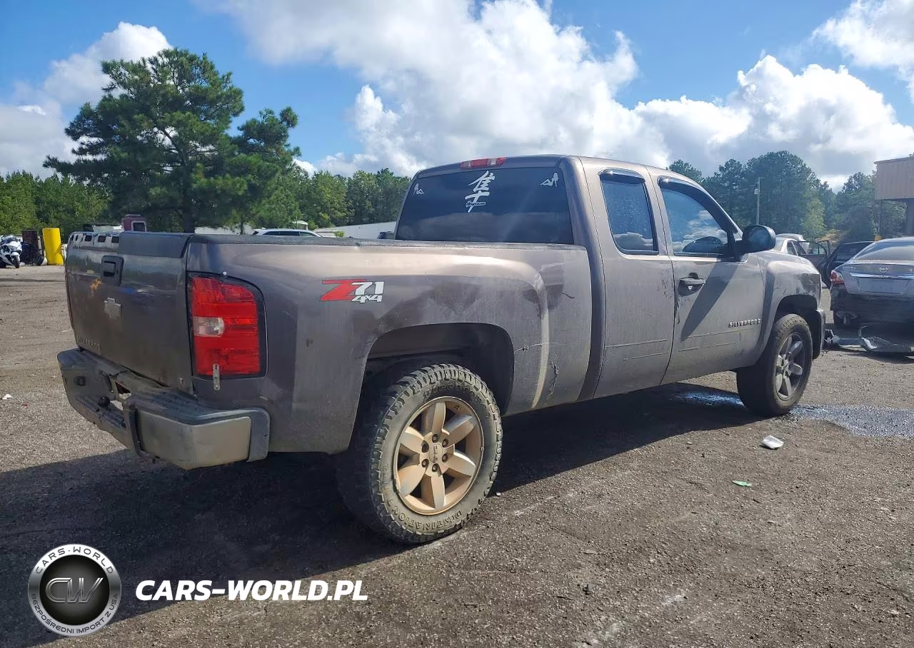 2007 Chevrolet Silverado K1500 VIN:2GCEK19C871666847 - 3