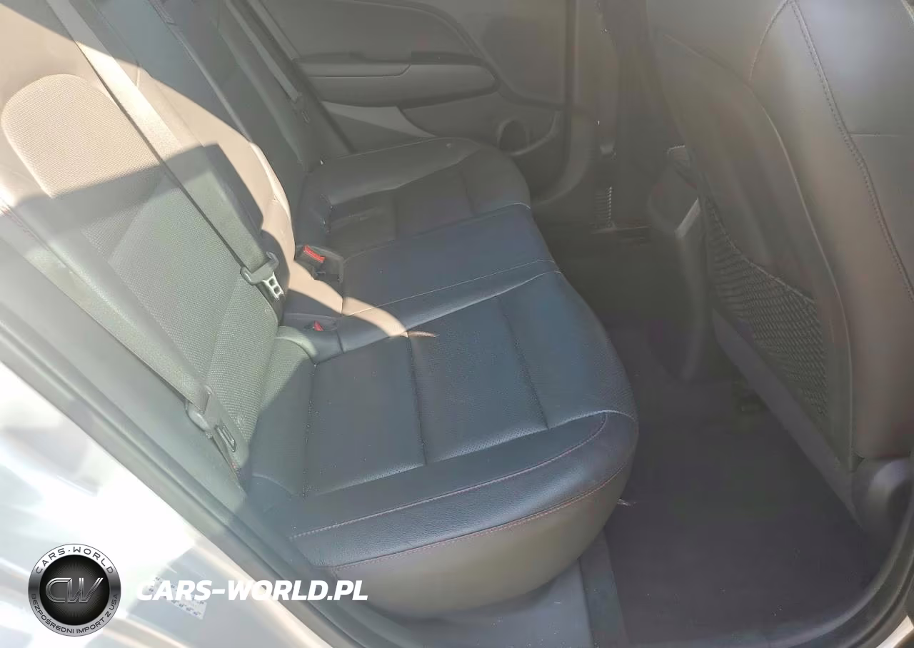 2018 Hyundai Elantra Sport VIN:KMHD04LB8JU535461 - 10