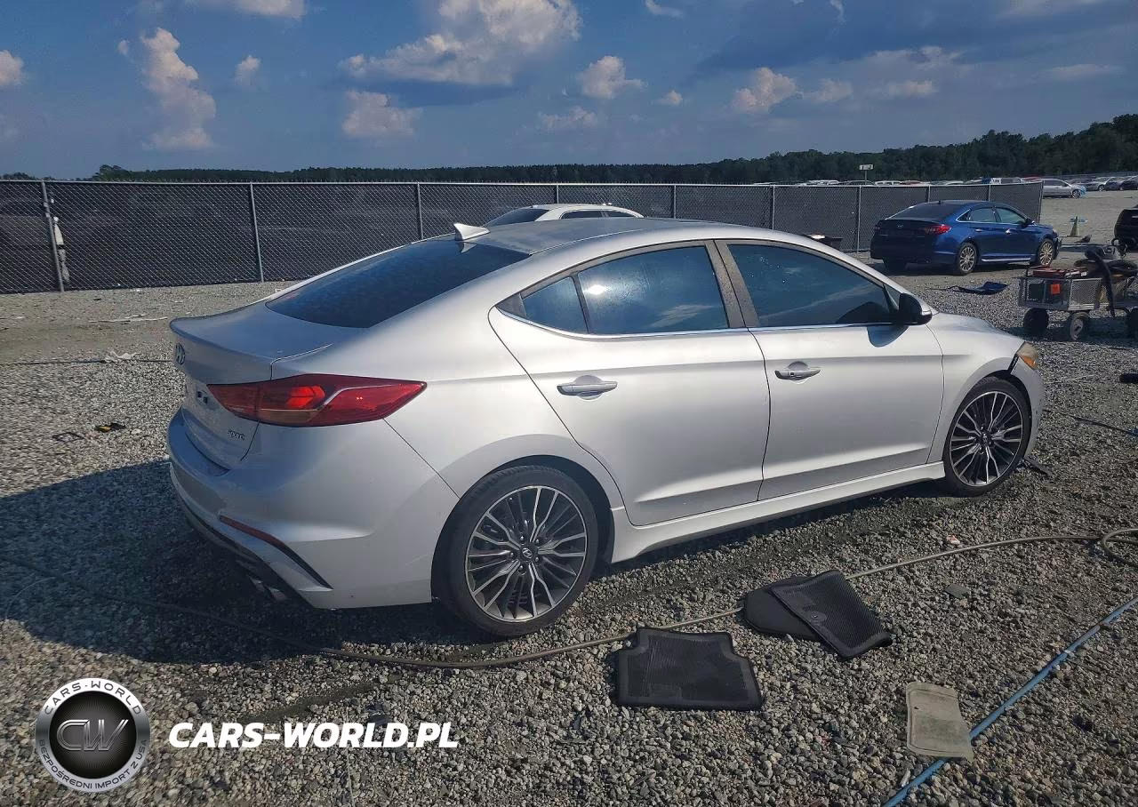 2018 Hyundai Elantra Sport VIN:KMHD04LB8JU535461 - 3