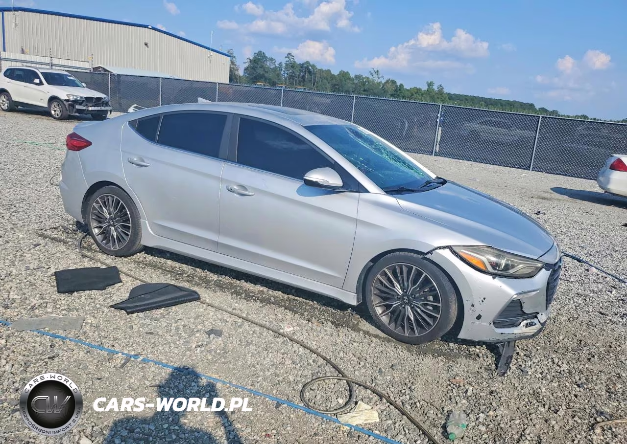 2018 Hyundai Elantra Sport VIN:KMHD04LB8JU535461 - 4