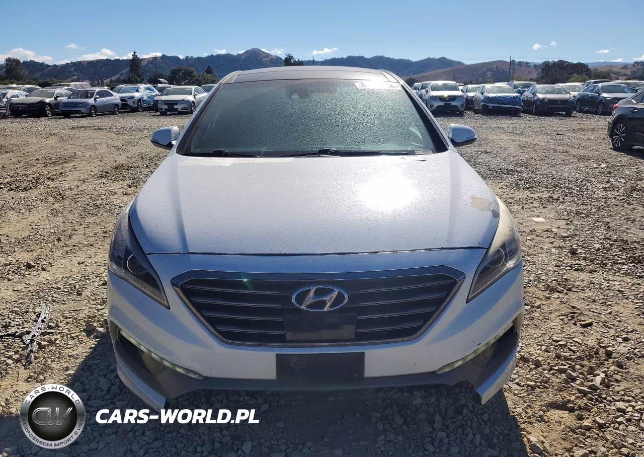 2015 Hyundai Sonata Limited VIN:5NPE34ABXFH146986 - 5