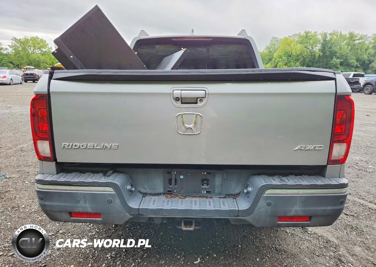 2017 Honda Ridgeline Rtl VIN:5FPYK3F76HB002102 - 6