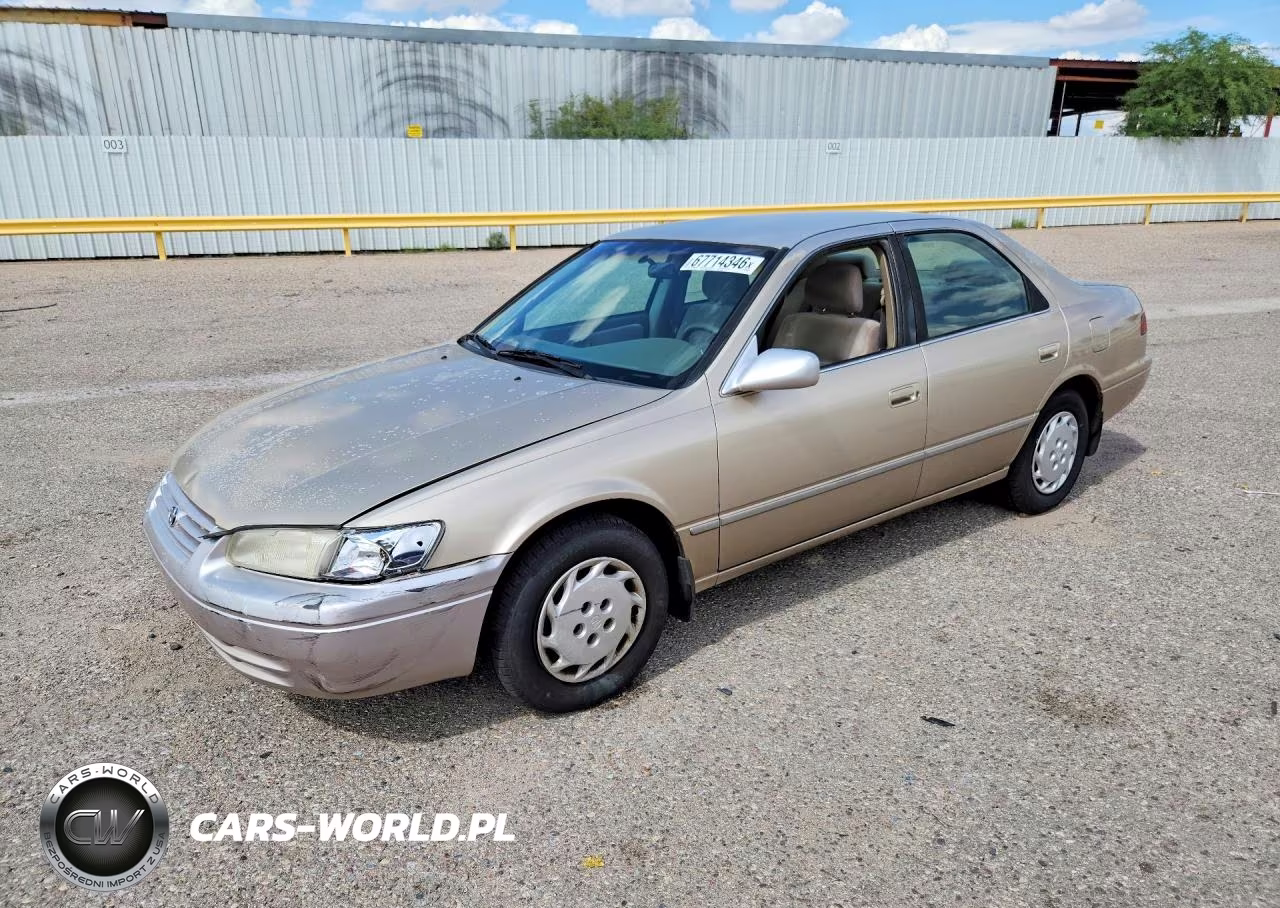 1999 Toyota Camry Le