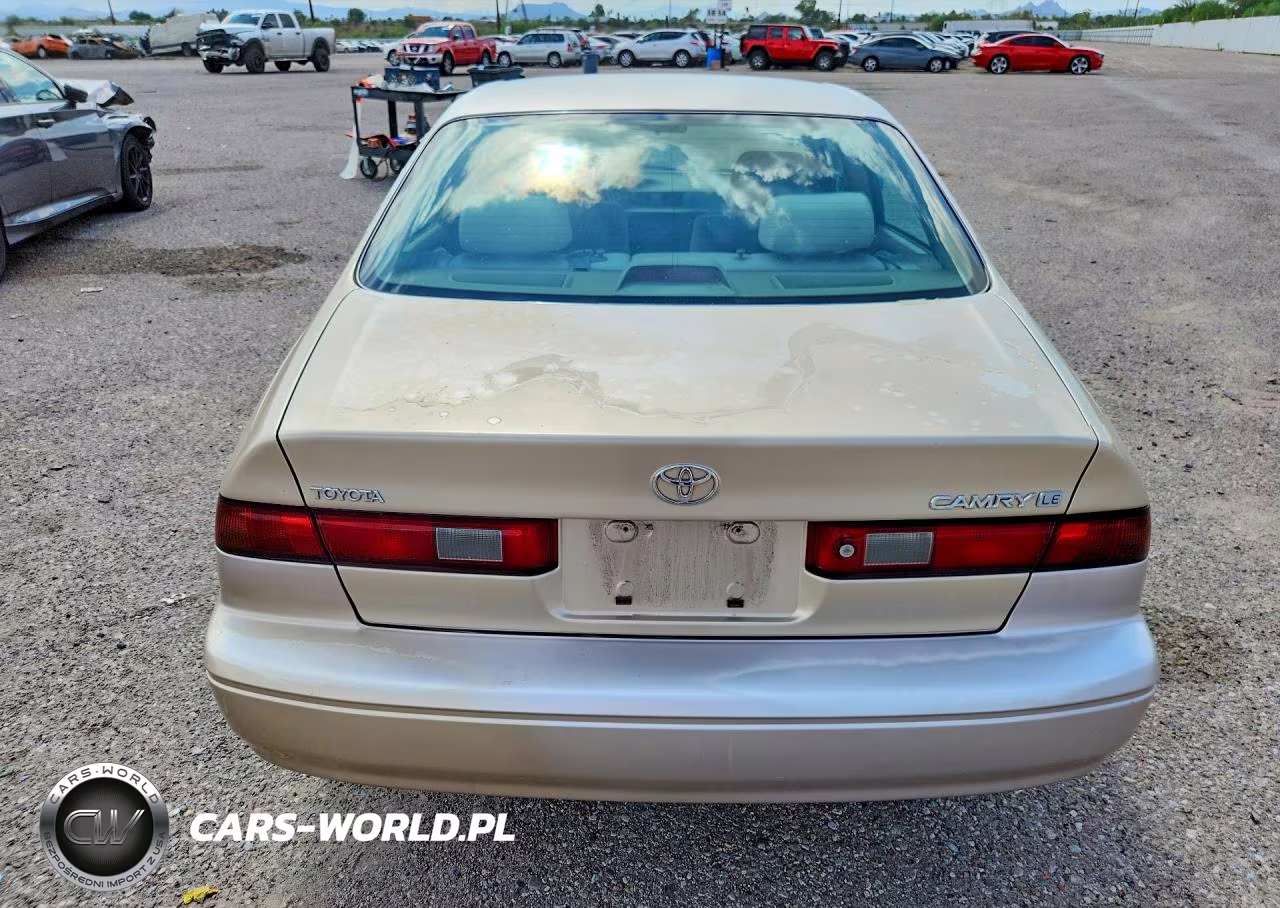 1999 Toyota Camry Le VIN:JT2BG28K4X0366651 - 6