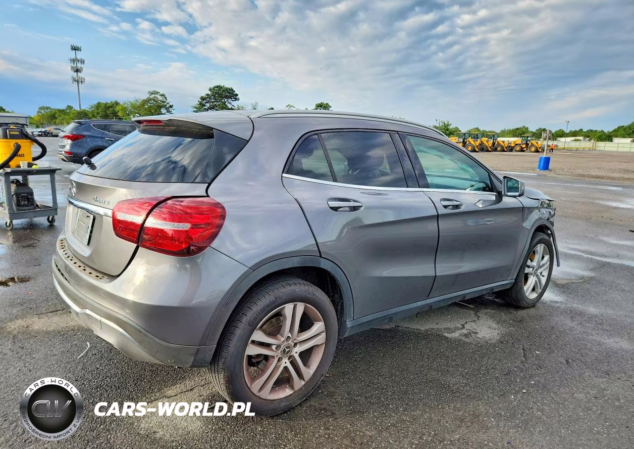 2019 Mercedes-Benz Gla 250 4Matic VIN:WDCTG4GB2KJ581189 - 3
