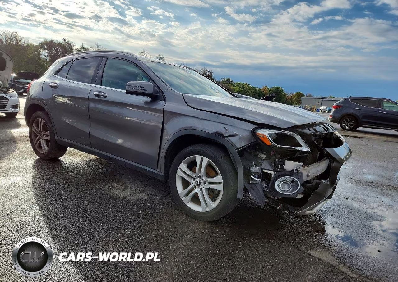 2019 Mercedes-Benz Gla 250 4Matic VIN:WDCTG4GB2KJ581189 - 4