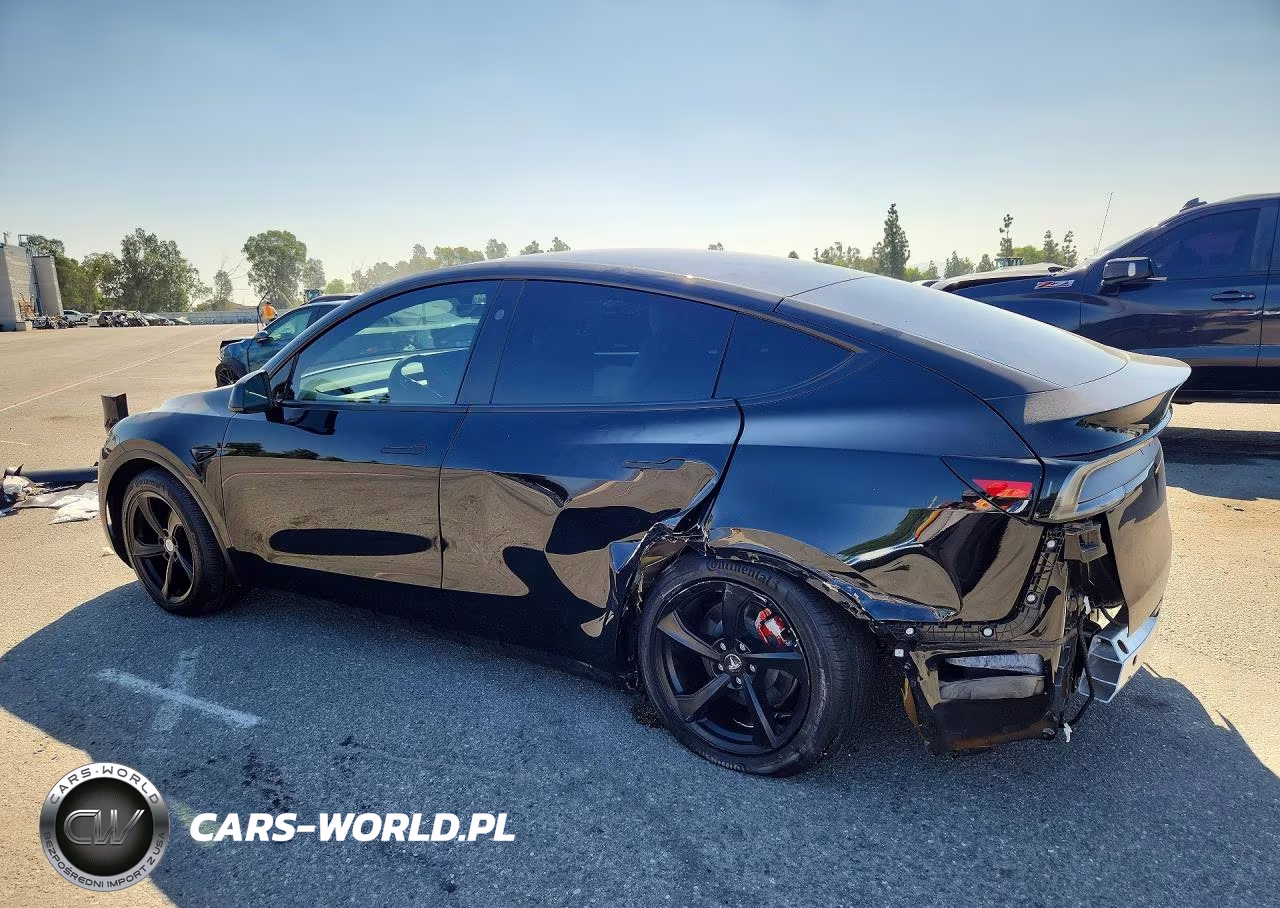 2026 Tesla Model Y VIN:7SAYGDEE0TF369959 - 2