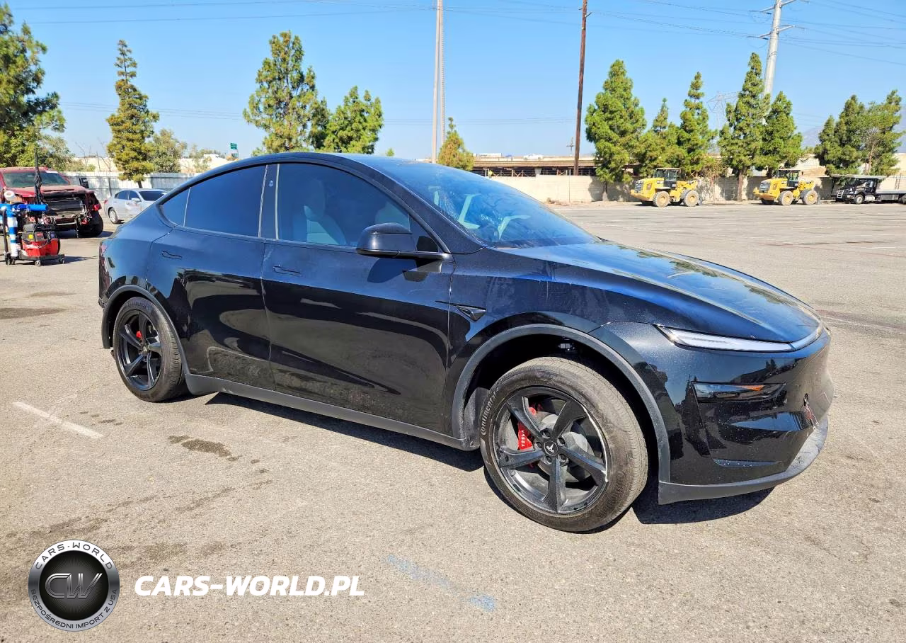 2026 Tesla Model Y VIN:7SAYGDEE0TF369959 - 4