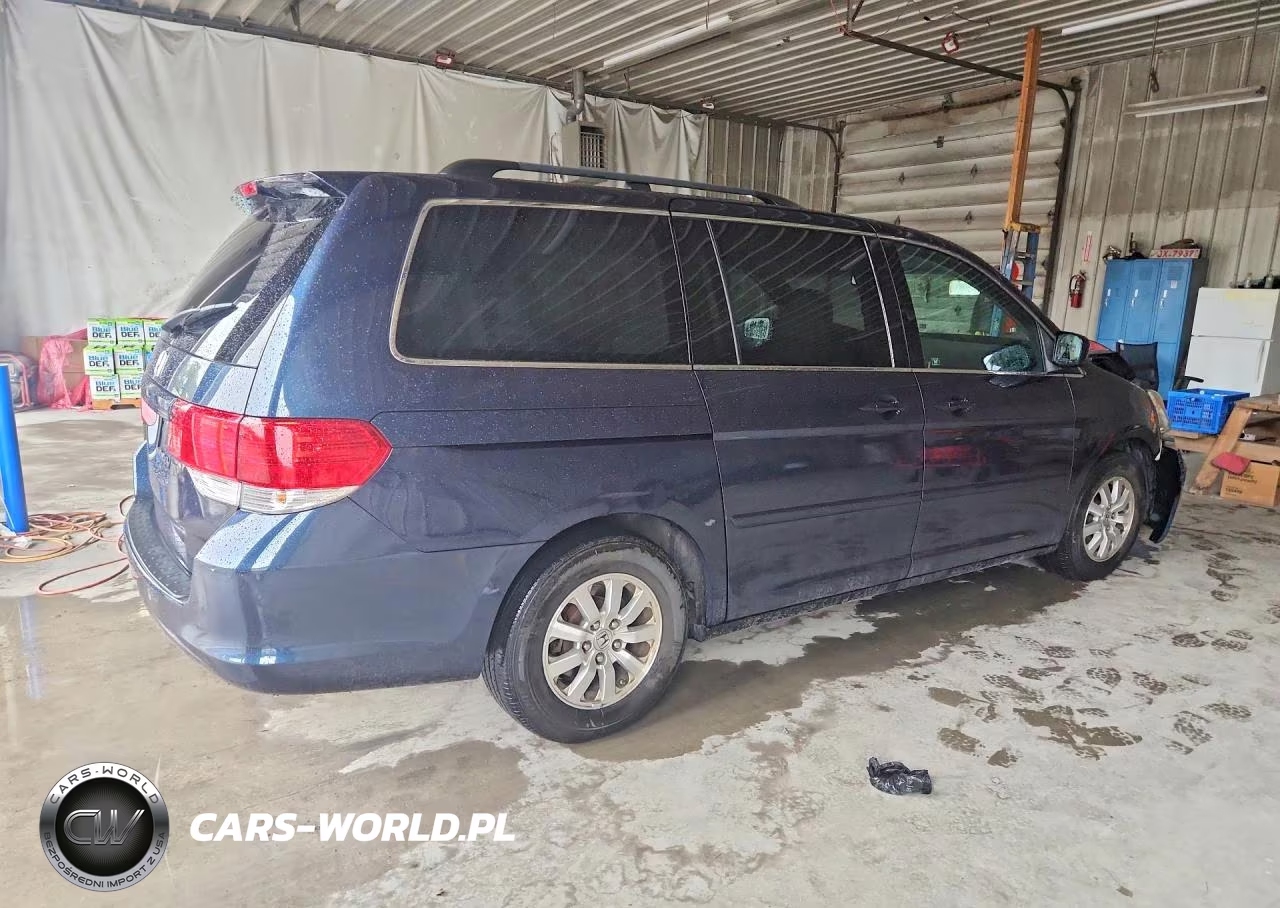 2010 Honda Odyssey Exl VIN:5FNRL3H70AB102550 - 3