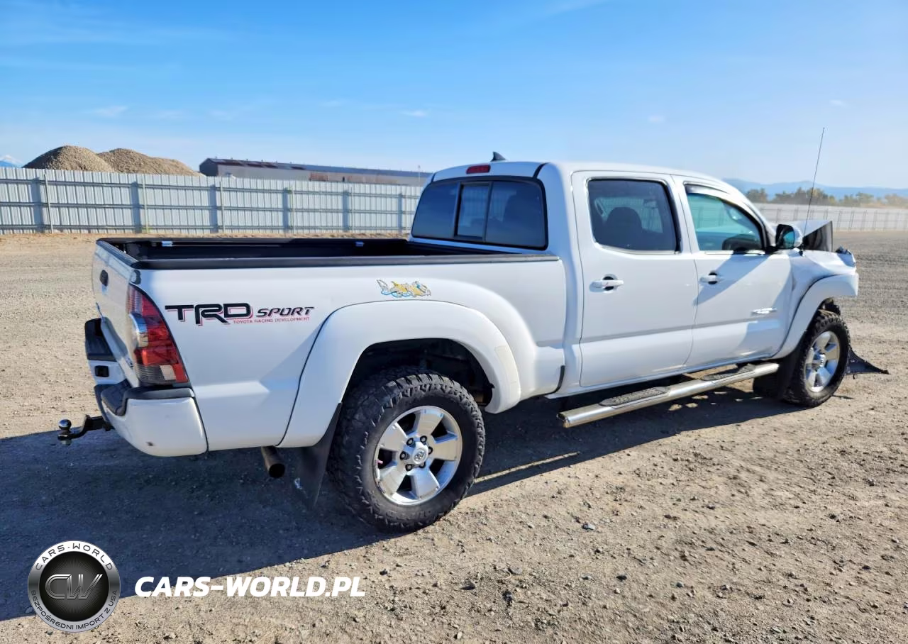 2015 Toyota Tacoma Double Cab Long Bed VIN:3TMMU4FN5FM077646 - 3