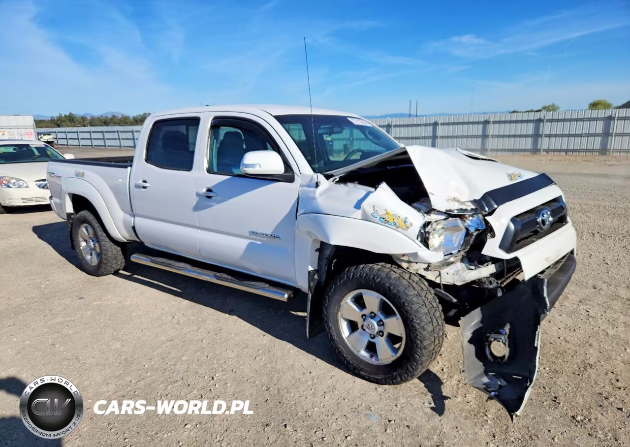 2015 Toyota Tacoma Double Cab Long Bed VIN:3TMMU4FN5FM077646 - 4