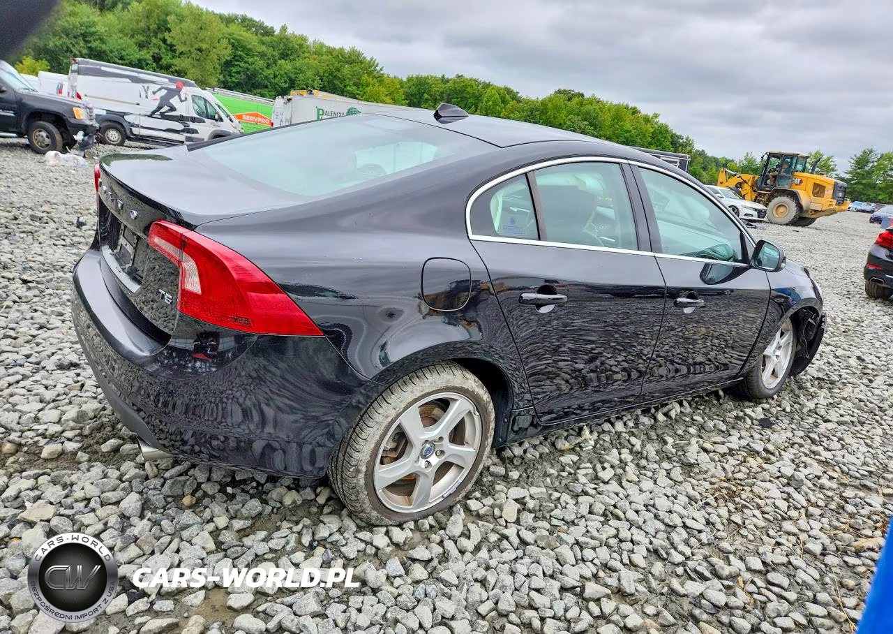 2012 Volvo S60 T5 VIN:YV1622FS7C2044704 - 3