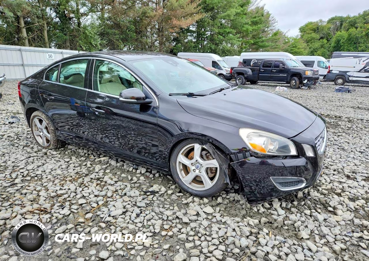 2012 Volvo S60 T5 VIN:YV1622FS7C2044704 - 4