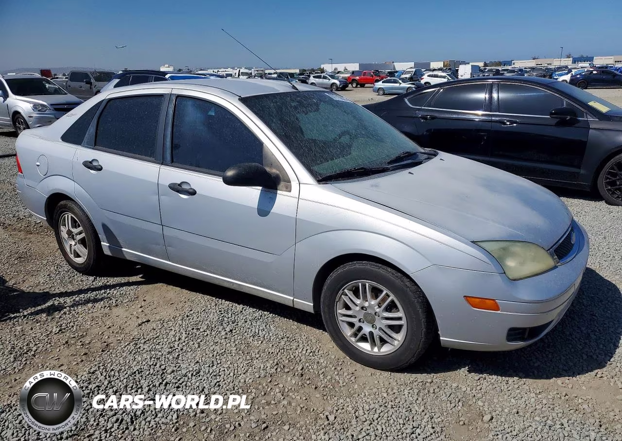 2005 Ford Focus Zx4 VIN:1FAFP34N25W246197 - 4