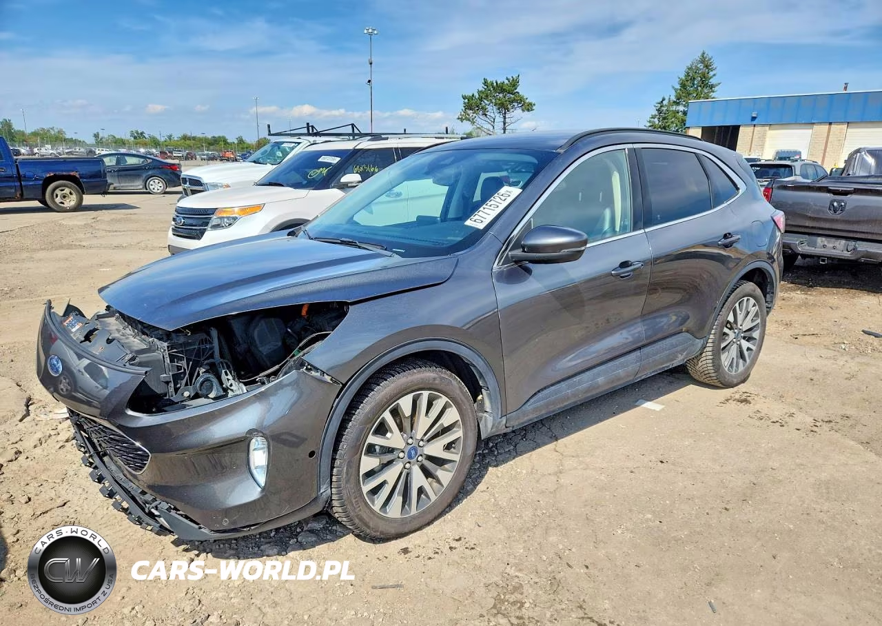 2020 Ford Escape Titanium – zdjęcie 1 z 14