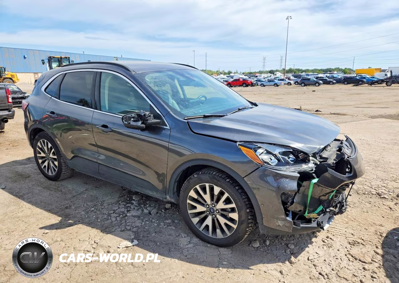 2020 Ford Escape Titanium VIN:1FMCU9DZ8LUB26839 - 4