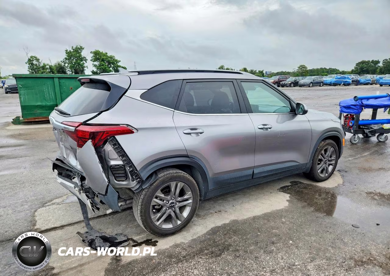 2022 Kia Seltos S VIN:KNDEU2AA7N7302591 - 3