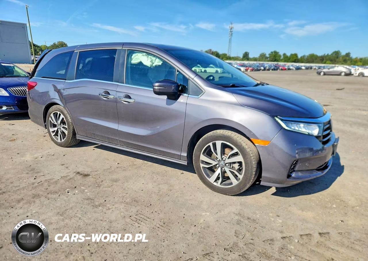 2022 Honda Odyssey Touring VIN:5FNRL6H88NB045028 - 4
