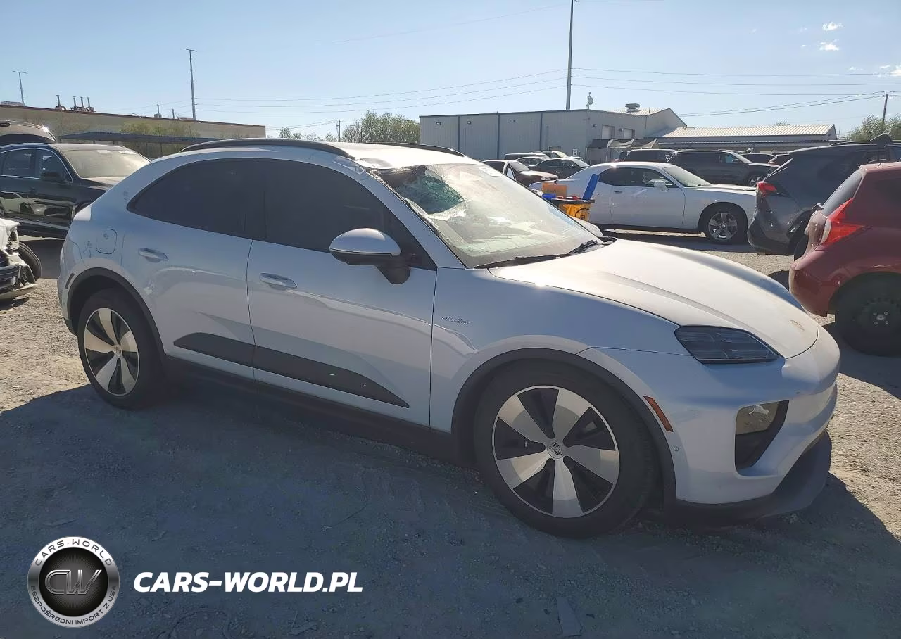 2026 Porsche Macan 4 VIN:WP1AA2XA9TL000511 - 4