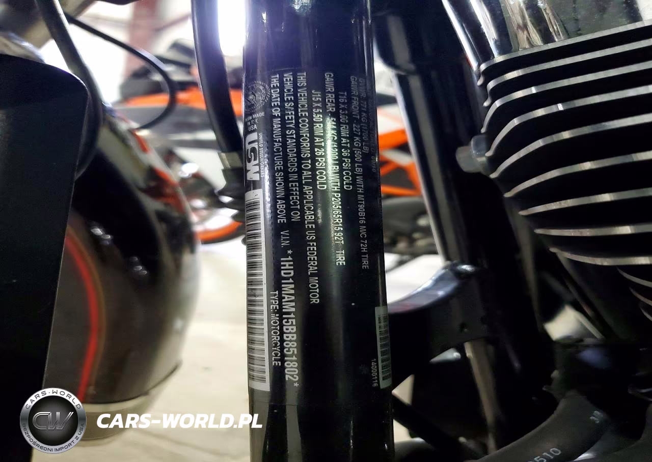 2011 Harley-Davidson Flhtcutg VIN:1HD1MAM15BB851802 - 9