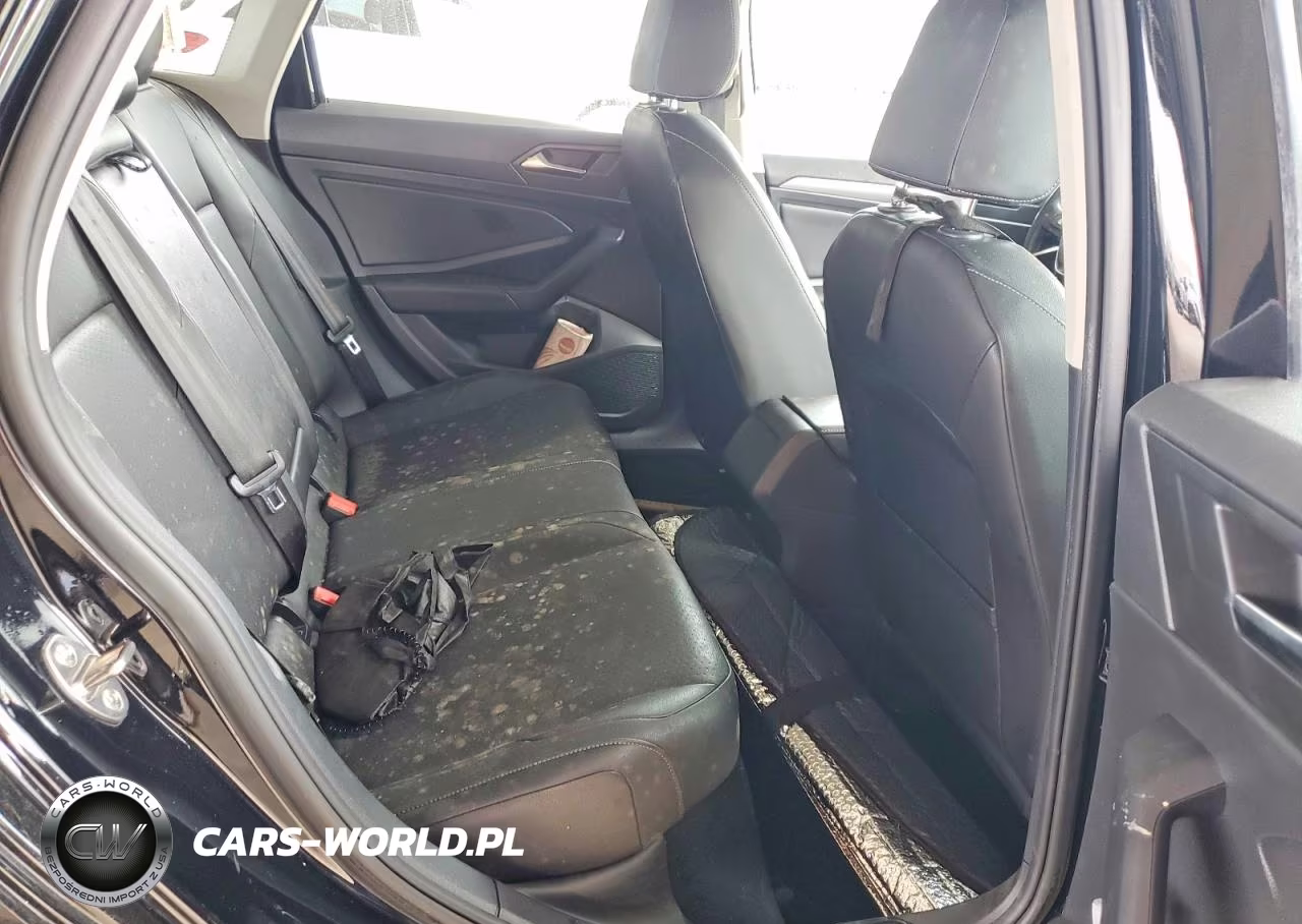 2019 Volkswagen Jetta S VIN:3VWCB7BU1KM142161 - 10