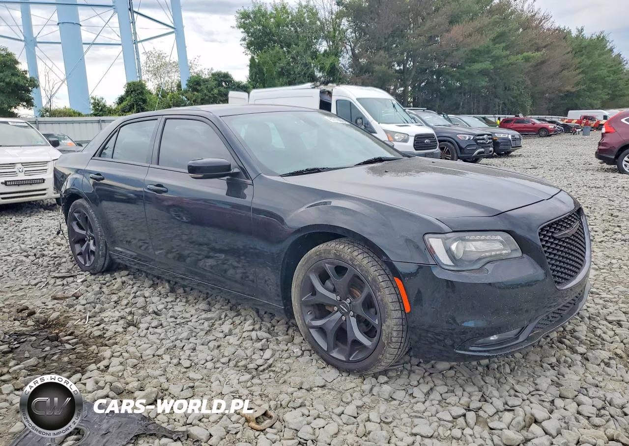 2021 Chrysler 300 S VIN:2C3CCABG7MH589137 - 4