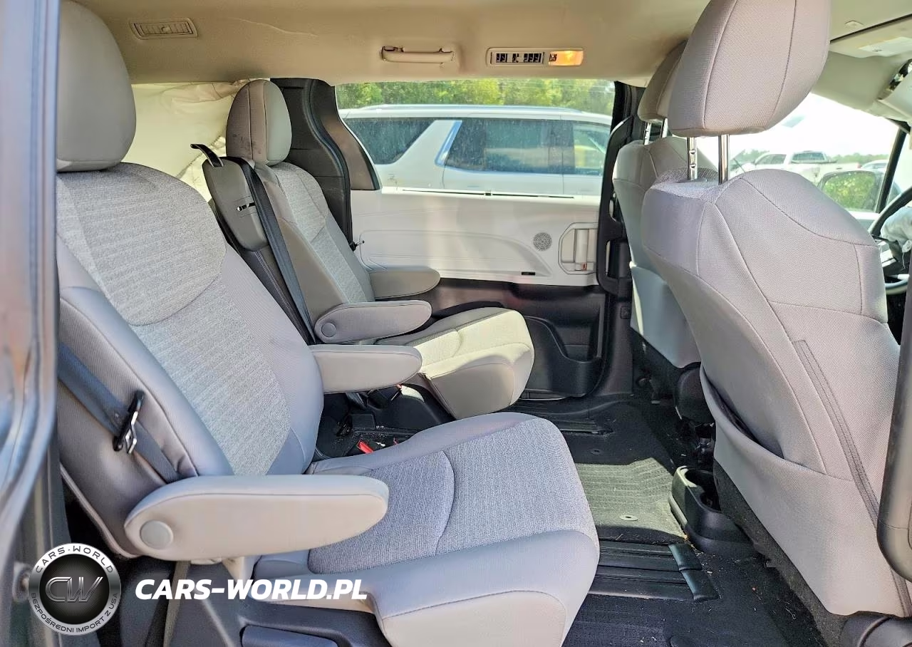 2026 Toyota Sienna Le VIN:5TDKRKEC2TS294239 - 11