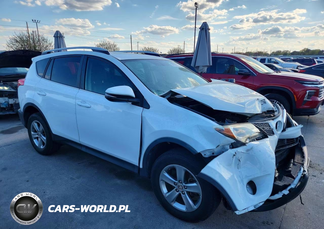 2015 Toyota Rav4 VIN:2T3WFREV2FW234047 - 4