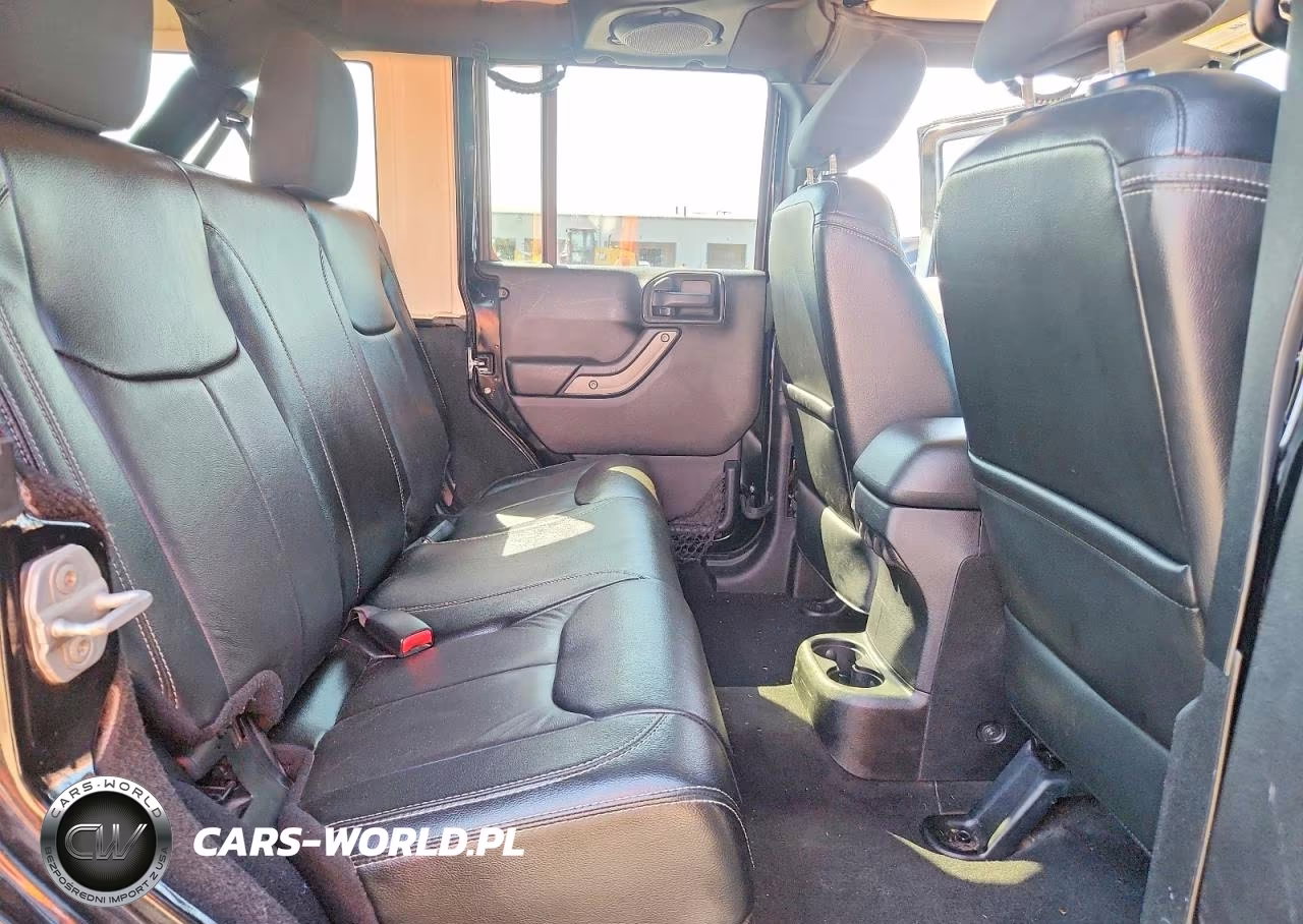 2011 Jeep Wrangler Unlimited Sport VIN:1J4BA3H15BL601307 - 10