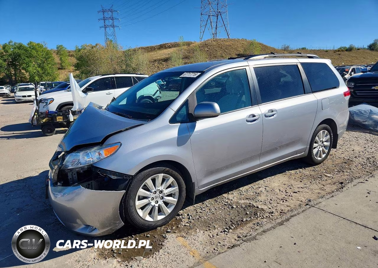 2013 Toyota Sienna Le