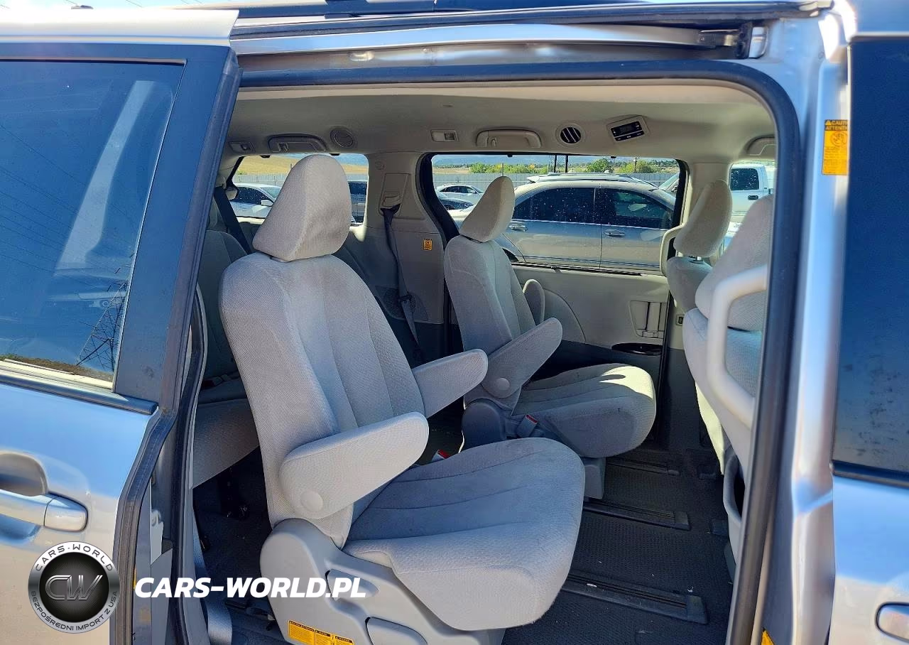 2013 Toyota Sienna Le VIN:5TDJK3DC2DS067769 - 11