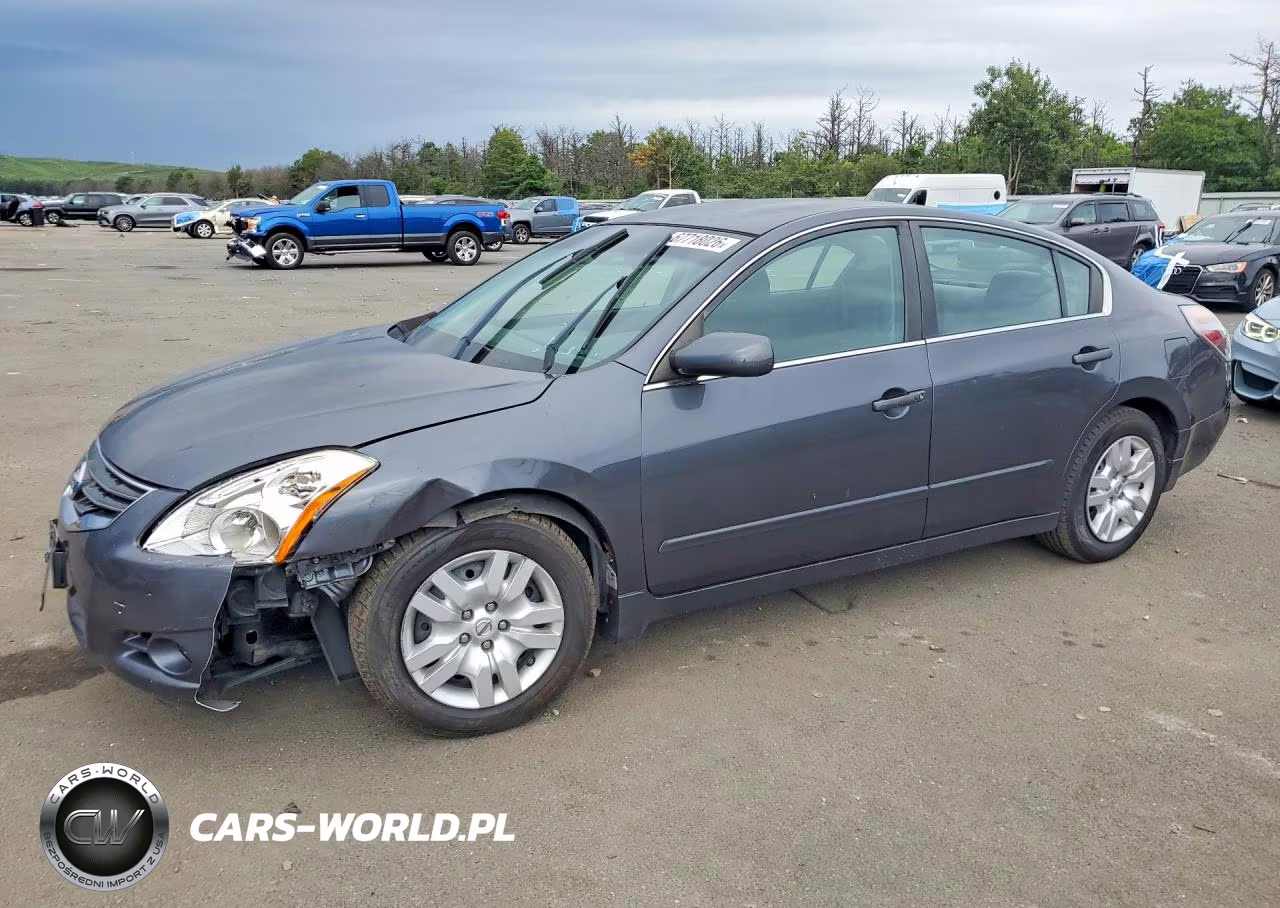 2010 Nissan Altima 2.5 – zdjęcie 1 z 11