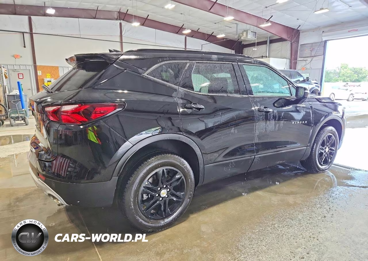2021 Chevrolet Blazer 2Lt VIN:3GNKBCRS2MS560262 - 3