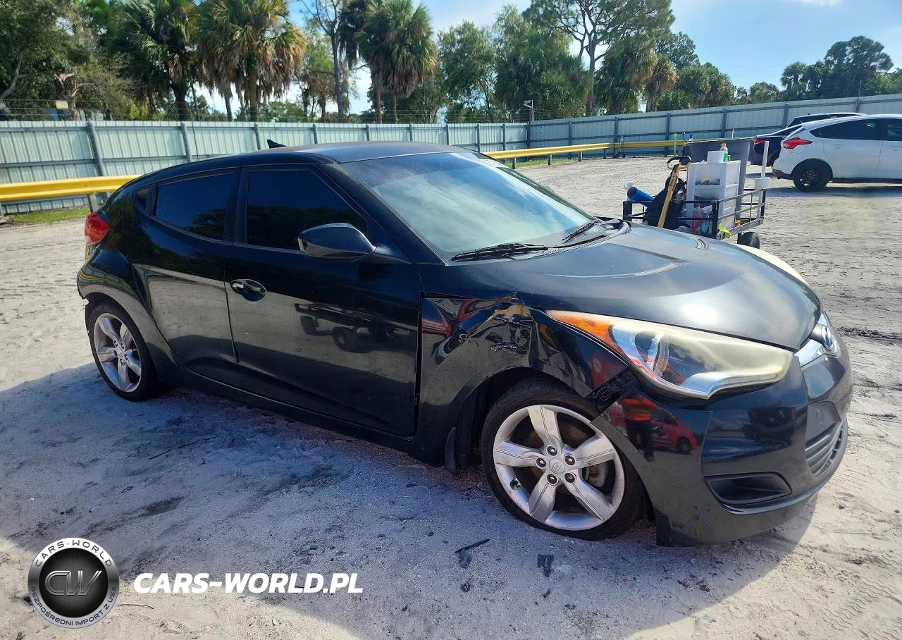 2012 Hyundai Veloster Base VIN:KMHTC6AD2CU082251 - 4