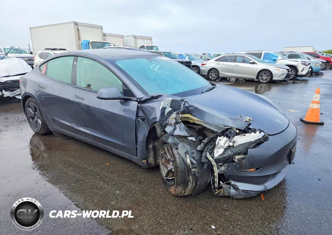 2023 Tesla Model 3 VIN:5YJ3E1EA5PF675604 - 4