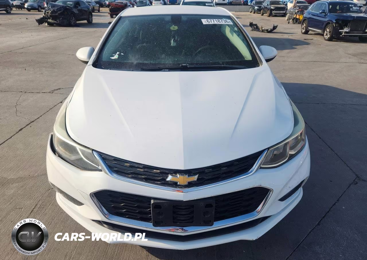 2018 Chevrolet Cruze Lt VIN:1G1BE5SM2J7240174 - 5